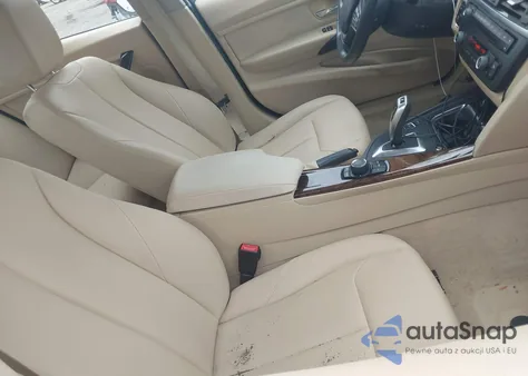 2015 BMW 320I xDrive из США, поврежденный, VIN WBA3C3G5XFNT51305